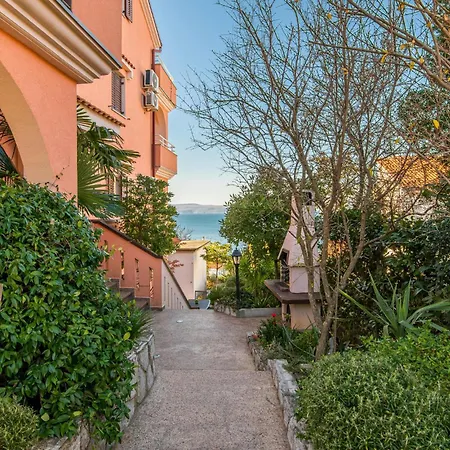 Stunning In With Wifi Appartement